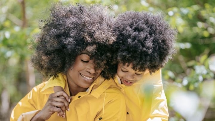 Cómo lavar el cabello afro sin dañarlo
